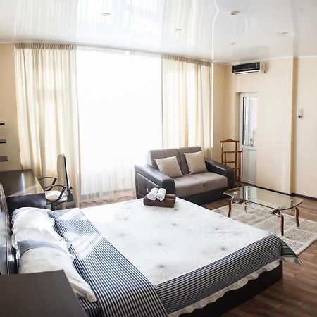 Apartment on Kunayeva 38 Çimkent Dış mekan fotoğraf